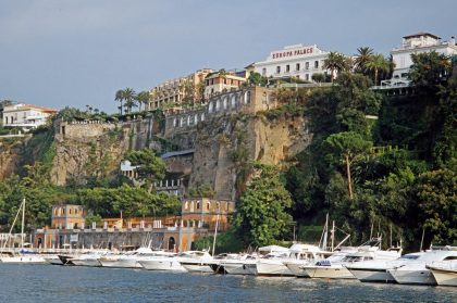 Gran Paradiso: Hotels am Hafen von Sorrent