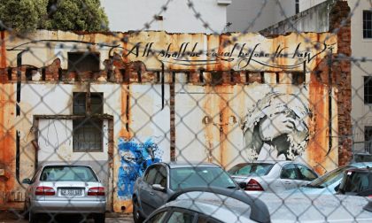 Graffito hinter Gittern
